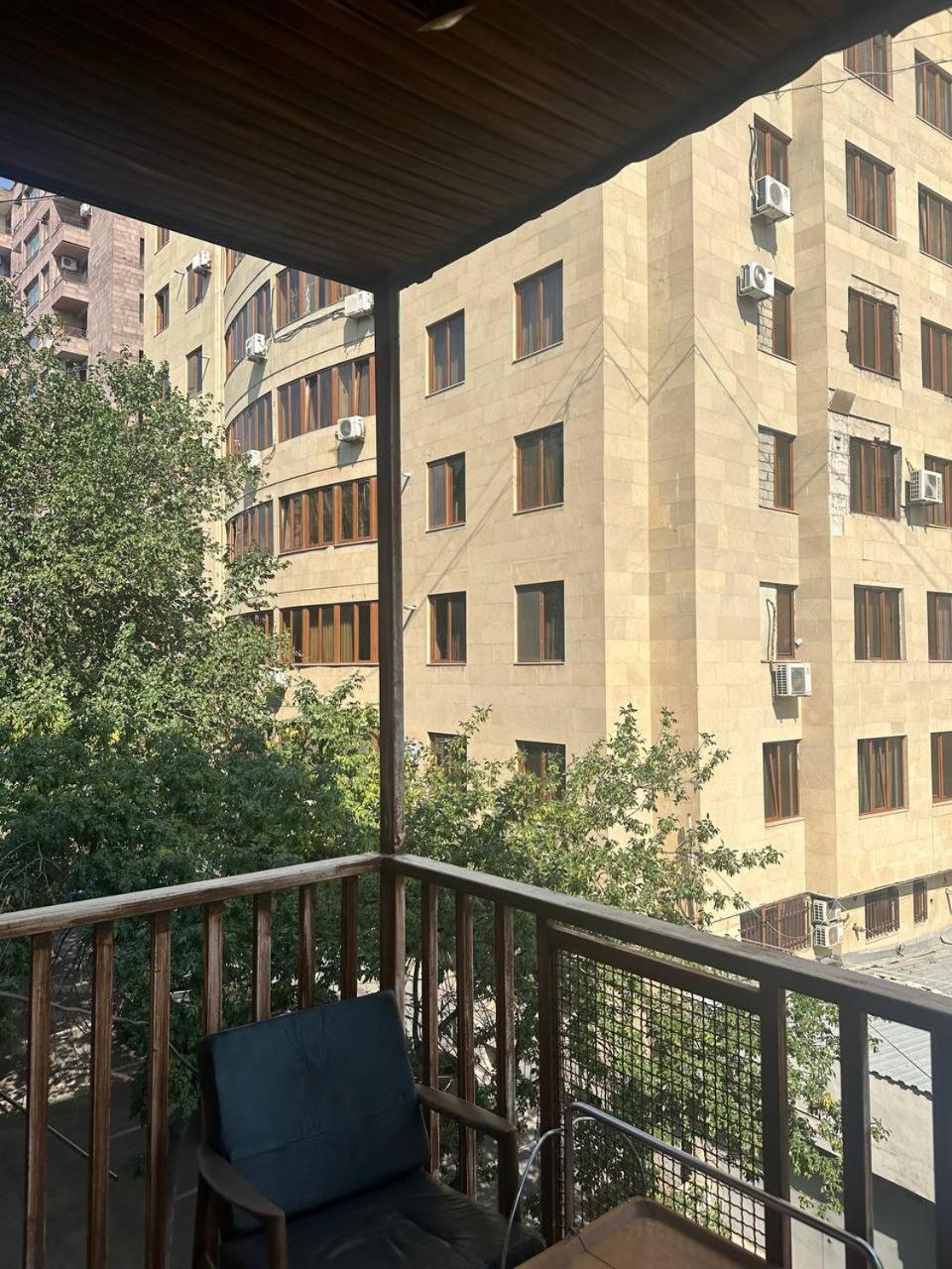 Hotel Costa Ереван Екстериор снимка