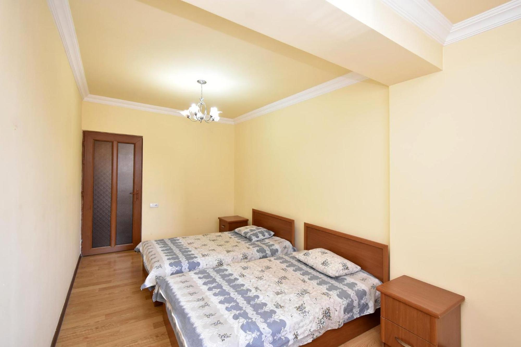 Hotel Costa Ереван Екстериор снимка